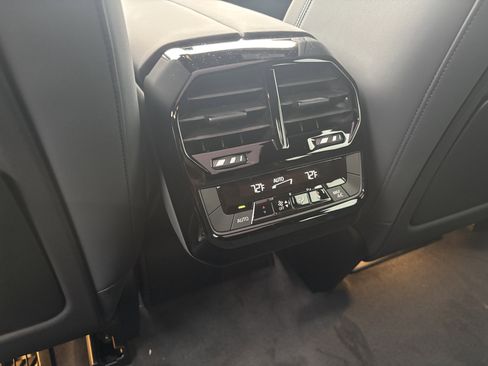 Used 2026 BMW iX xDrive60 w/ M Sport Package image 29