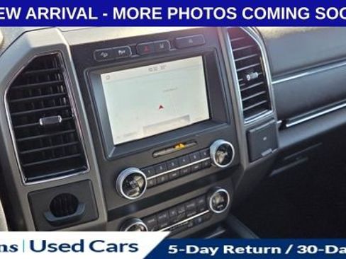 Used 2021 Ford Expedition XLT image 14