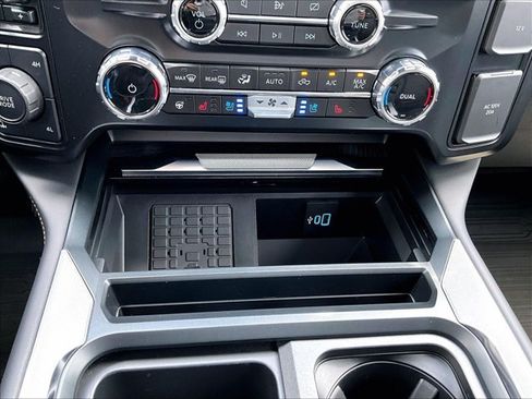 Used 2024 Ford F250 Platinum AWD/4WD image 24