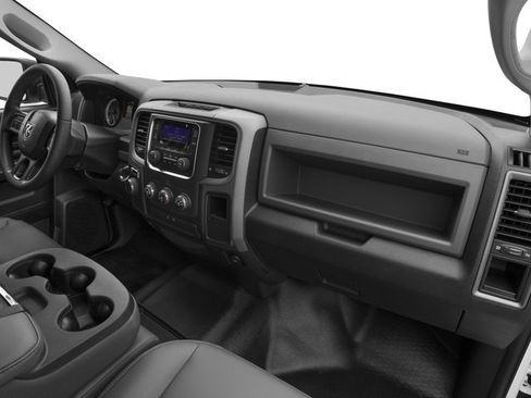 Used 2017 RAM 1500 Express AWD/4WD image 19
