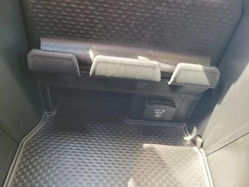 Used 2024 RAM 1500 Laramie RWD image 26