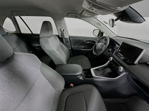 Certified 2025 Toyota RAV4 XLE image 25