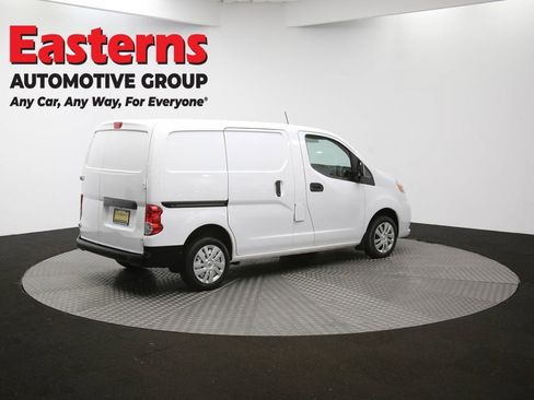 Used 2021 Nissan NV200 S image 41