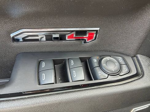Used 2023 GMC Sierra 1500 AT4 w/ AT4 Premium Package AWD/4WD image 10