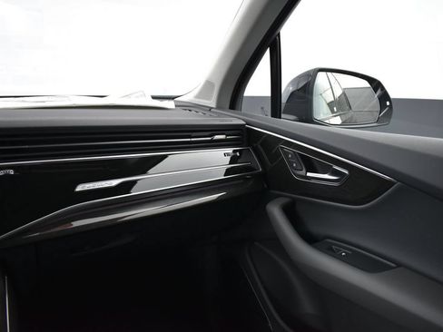 New 2026 Audi Q7 2.0T Premium AWD/4WD image 11