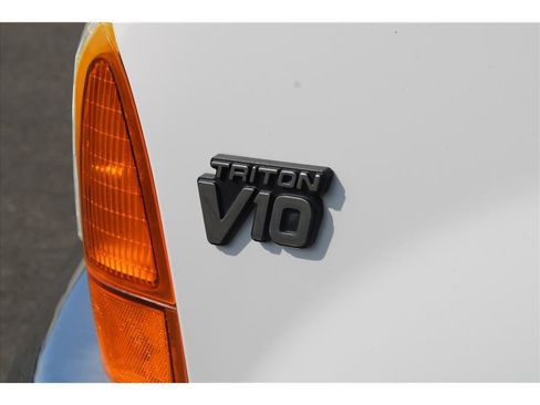 Used 2001 Ford F350 2WD SuperCab DRW Super Duty image 27