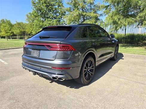 Used 2021 Audi Q8 Premium Plus AWD/4WD image 6