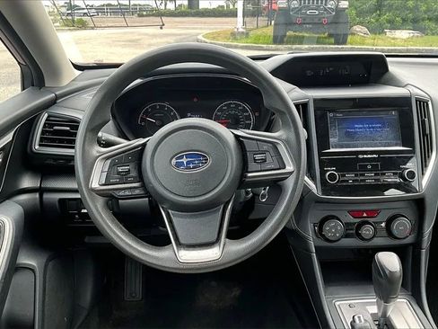 Used 2018 Subaru Impreza 2.0i image 5