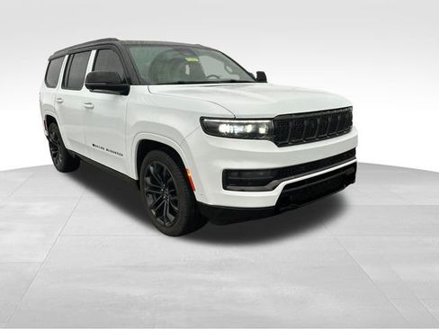 Used 2024 Jeep Grand Wagoneer Series III w/ Rear Seat Video Group 1 image 7