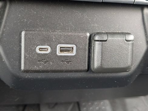 Used 2021 Chevrolet Silverado 1500 RST w/ Bed Protection Package RWD image 19