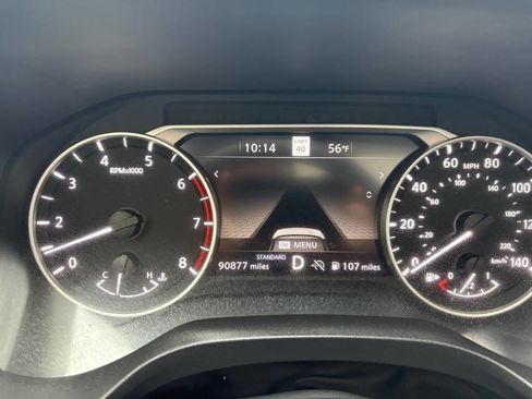 Used 2023 Nissan Rogue SL w/ SL Premium Package image 30