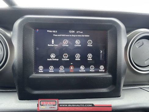 Used 2022 Jeep Wrangler Unlimited Sport image 14