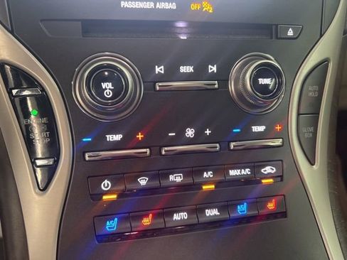 Used 2017 Lincoln MKX Reserve w/ Enhanced Security Package image 32