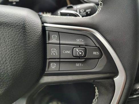 New 2025 Jeep Grand Cherokee L Laredo AWD/4WD image 16