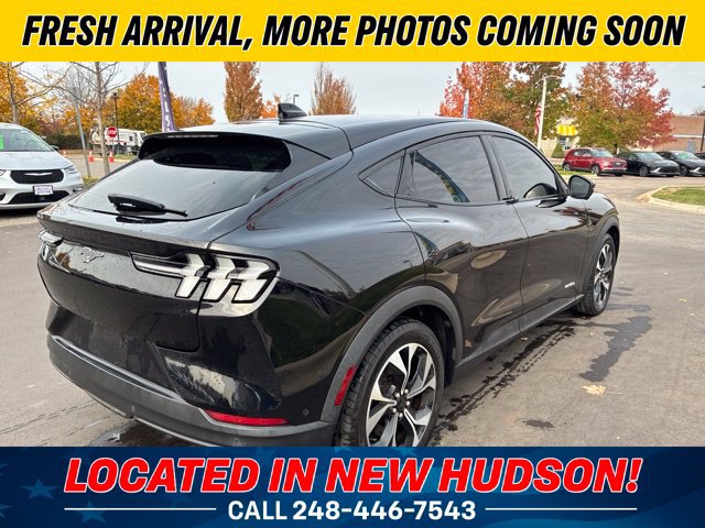 Used 2024 Ford Mustang Mach-E Select w/ Comfort Package Lite AWD/4WD image 3