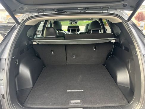 Used 2022 Hyundai Tucson Limited w/ Cargo Package image 18