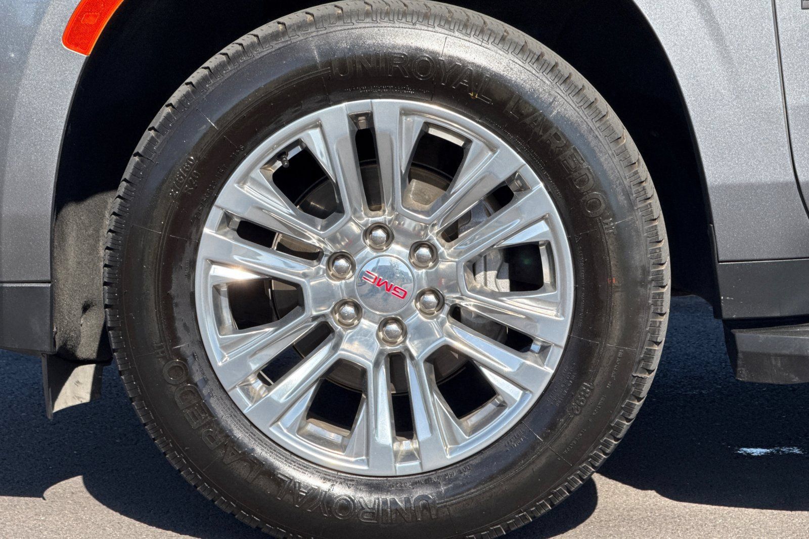 Used 2022 GMC Yukon XL Denali AWD/4WD image 34
