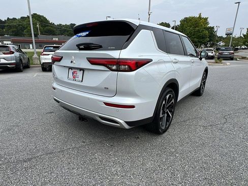 Used 2024 Mitsubishi Outlander SE AWD/4WD image 4
