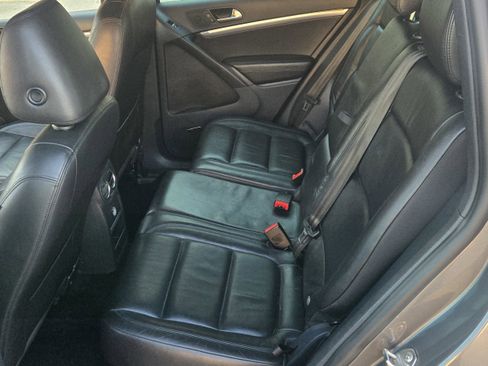 Used 2014 Volkswagen Tiguan R-Line image 19