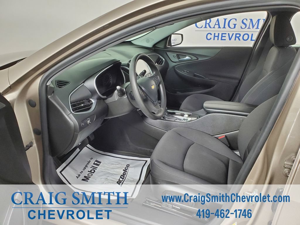 Used 2023 Chevrolet Malibu LT FWD image 27