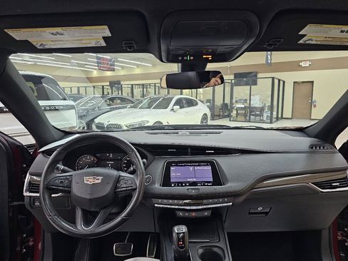 Used 2019 Cadillac XT4 Sport w/ Cold Weather Package FWD image 27