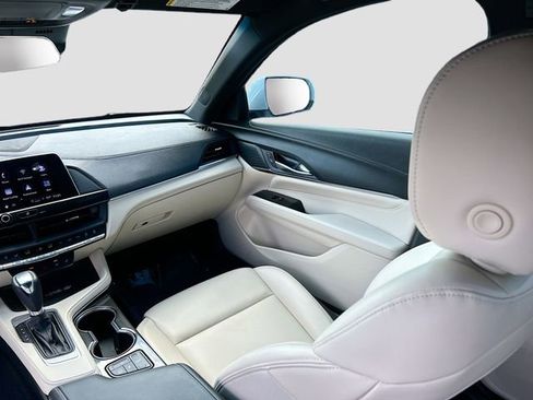 Used 2026 Cadillac CT4 Luxury RWD image 5