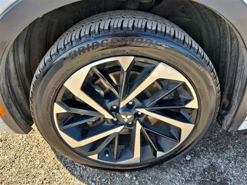 Used 2024 Mitsubishi Outlander 4WD Plug-In Hybrid image 66