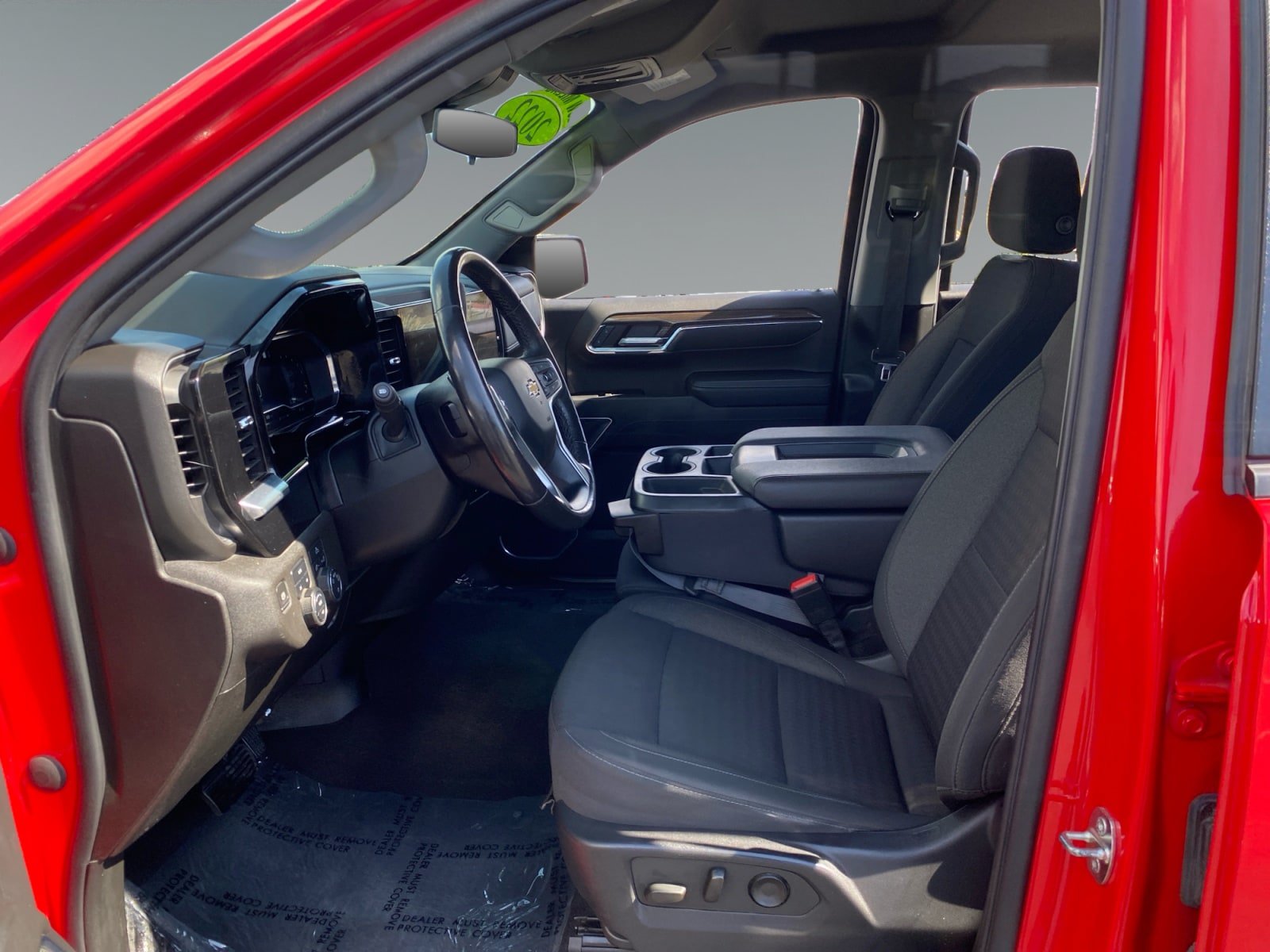 Used 2022 Chevrolet Silverado 1500 LT AWD/4WD image 9