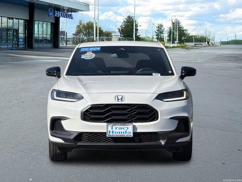 Certified 2024 Honda HR-V Sport image 16