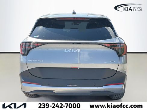 New 2026 Kia Sportage LX FWD image 5