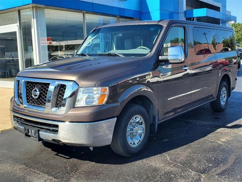 Used 2017 Nissan NV 3500 SV w/ SV Technology Package image 25