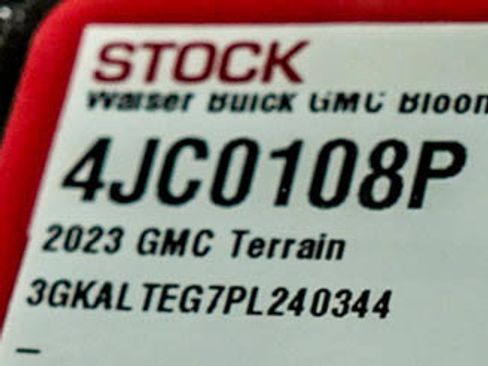 Used 2023 GMC Terrain SLE w/ Driver Convenience Package AWD/4WD image 30