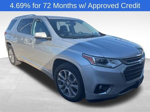 Used 2021 Chevrolet Traverse Premier image 1