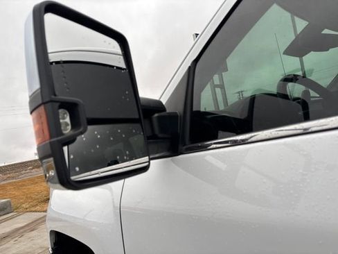 Used 2018 Chevrolet Silverado 1500 LTZ w/ LTZ Plus Package image 6