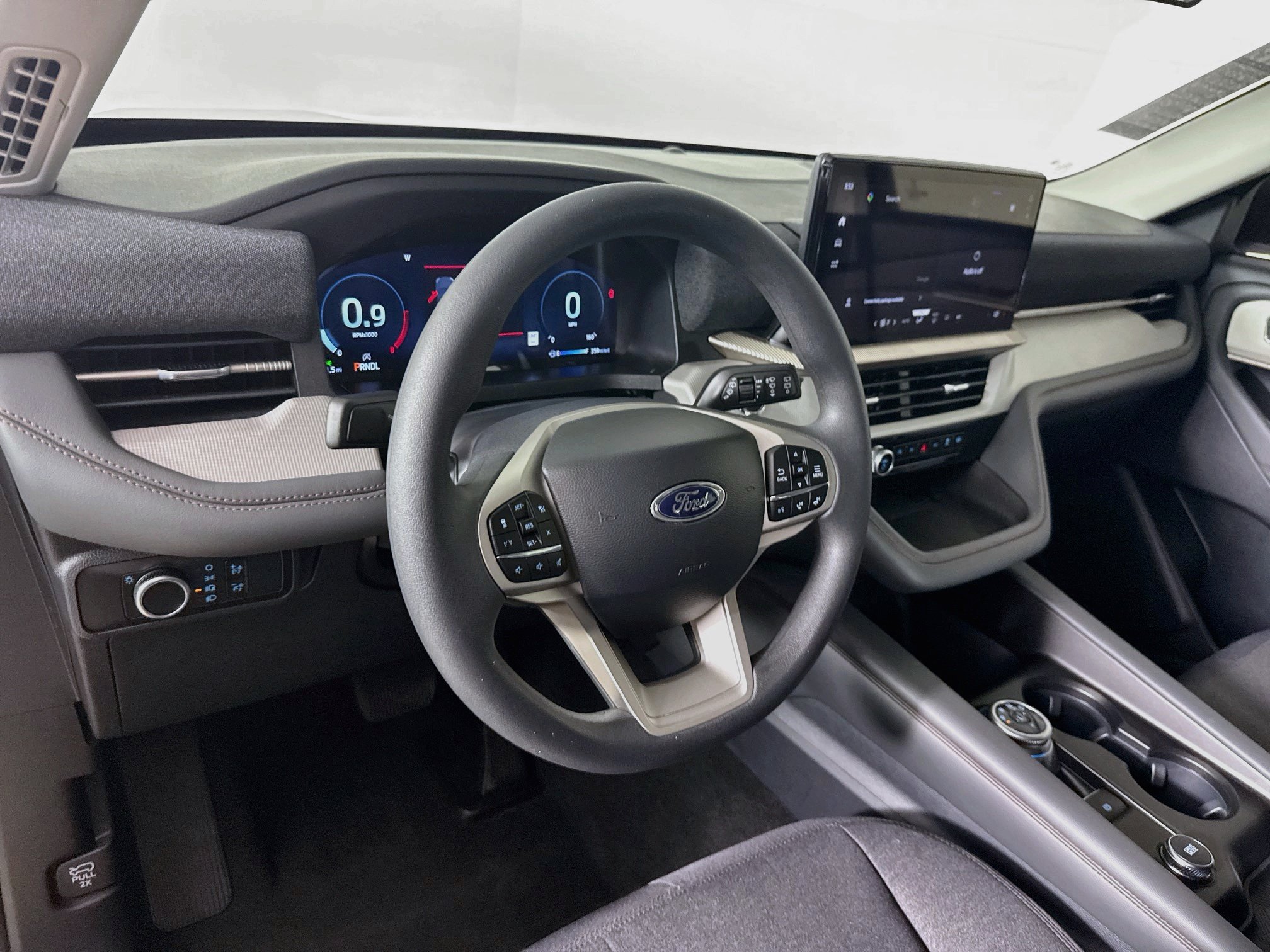 Used 2026 Ford Explorer Active RWD image 8