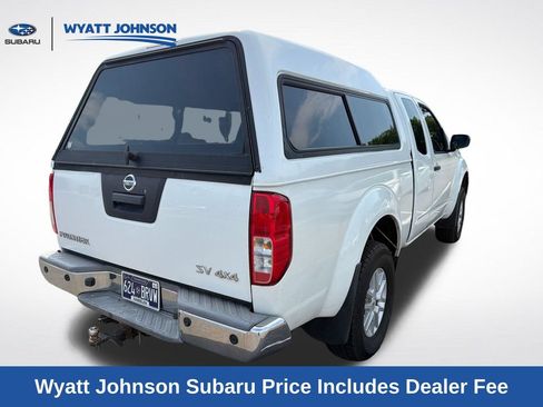 Used 2016 Nissan Frontier SV w/ SV Value Truck Package AWD/4WD image 6