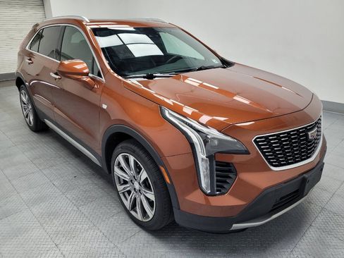 Used 2019 Cadillac XT4 Premium Luxury w/ Driver Awareness Package FWD image 11