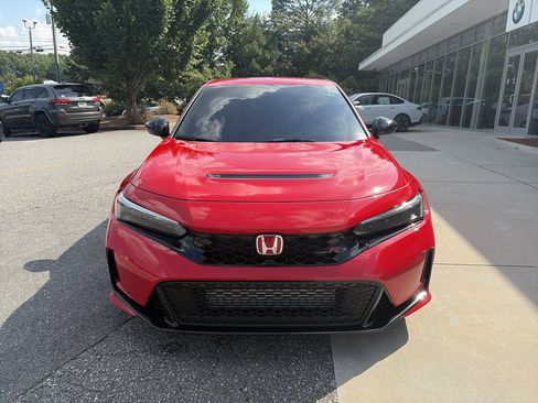 Used 2025 Honda Civic Type R image 3