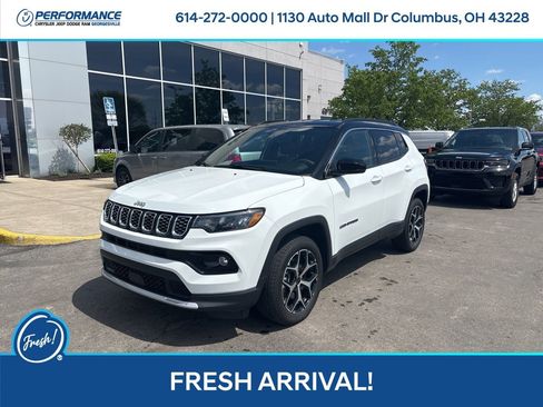 Used 2025 Jeep Compass Limited image 8