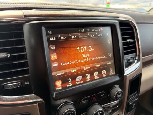 Used 2017 RAM 3500 Laramie Longhorn image 26