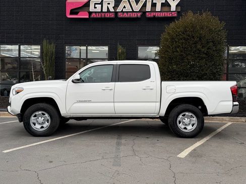 Used 2023 Toyota Tacoma SR5 image 9