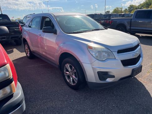 Used 2011 Chevrolet Equinox LS image 18