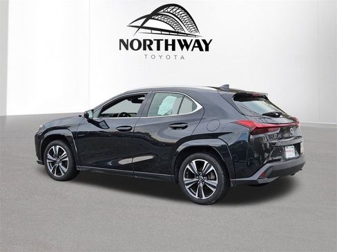 Used 2024 Lexus UX 250h 250h Premium image 5