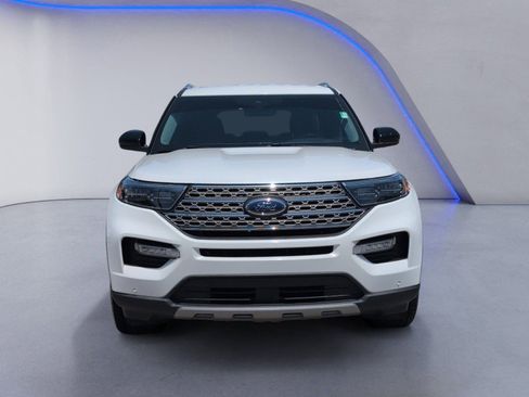Used 2023 Ford Explorer Limited AWD/4WD image 7