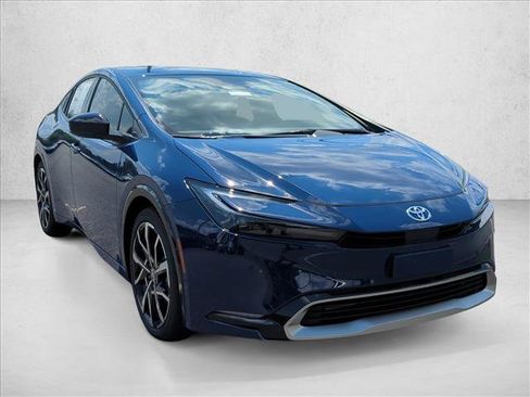 New 2026 Toyota Prius Plug-In Hybrid FWD image 3