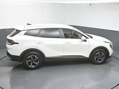 Used 2025 Kia Sportage LX FWD image 47