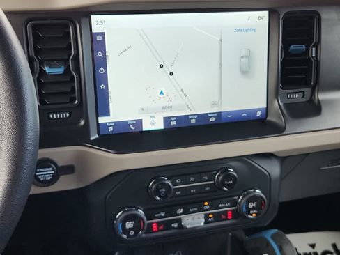 Used 2023 Ford Bronco Wildtrak AWD/4WD image 13