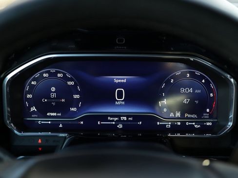 Used 2024 Chevrolet Silverado 2500 LTZ image 12