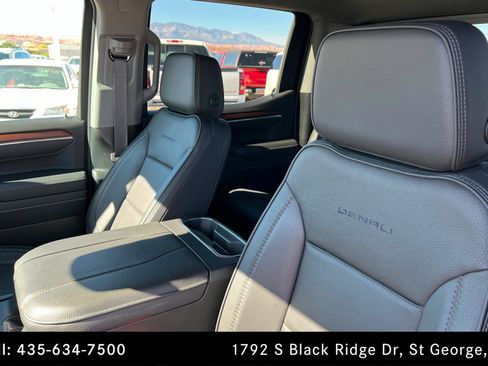 Used 2025 GMC Sierra 1500 Denali AWD/4WD image 16