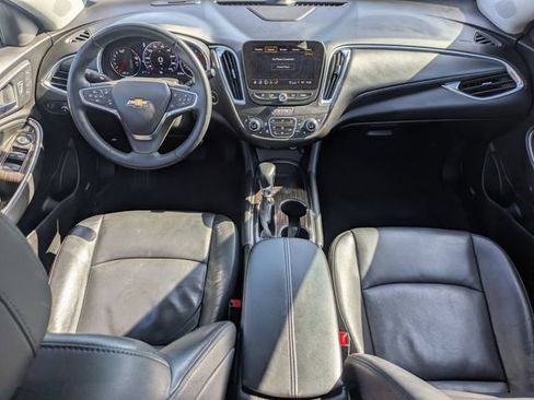 Used 2024 Chevrolet Malibu LT FWD image 14